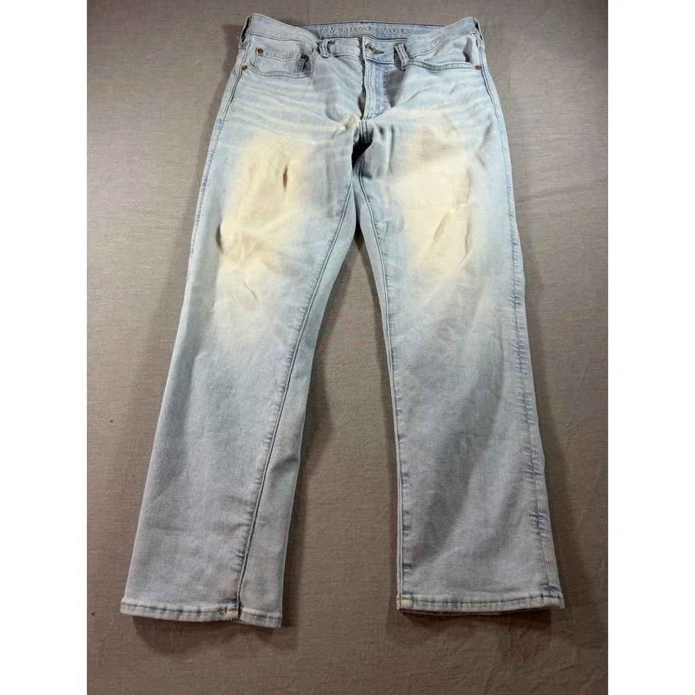 American Eagle Athletic Straight Jeans Mens 32x30 Light Wash Excellent Airflex+